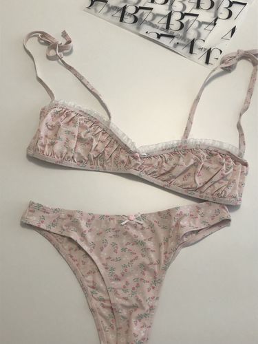 Customer photo review of The Joan Bottom / Stunning Queen