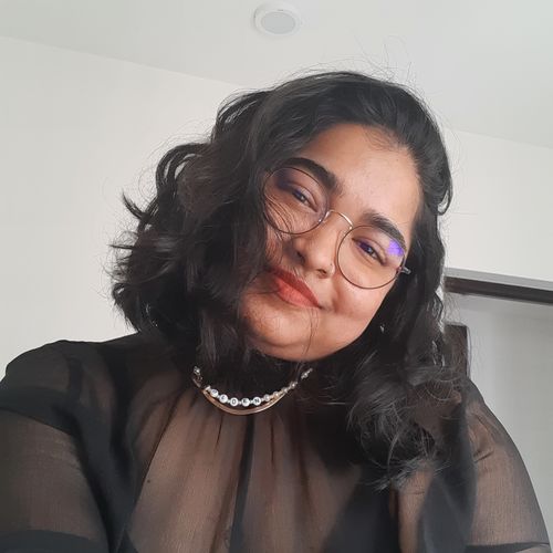 Customer photo review of Shadow SPF 50 + Cream