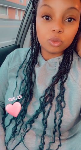 Customer photo review of OUTRE SYNTHETIC PRE STRETCHED ULTRA BRAID - XPRESSION 3X 52"