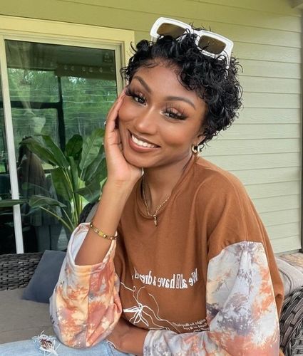 Customer photo review of Pixie Curly Bob Lace Front Wig Human Hair 13×6 T Part Lace Front Short Bob