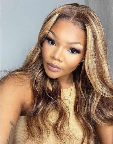 Customer photo review of Ombre Blonde Highlights 13×4 HD Transparent Lace