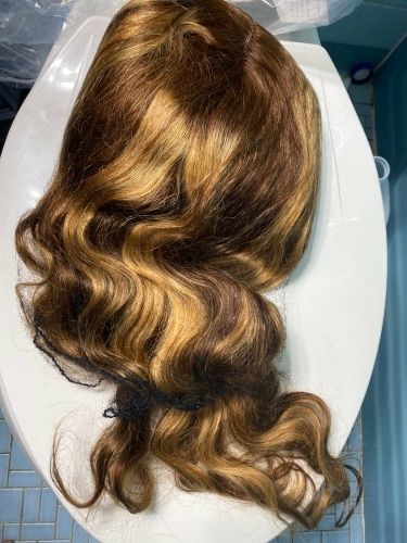 Customer photo review of Ombre Blonde Highlights 13×4 HD Transparent Lace