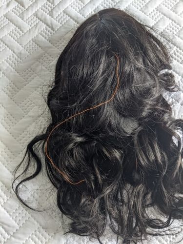 Customer photo review of Short Brazilian Body Wave Bob Wig Wavy 13x4 Lace Front Human Hair Wigs 4x4 Closure Bob Wig