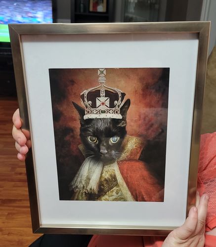 Customer photo review of The King - Custom Vintage Pet Portrait
