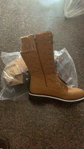Customer photo review of Bottes Mi-Mollet Tricotées En Dentelle