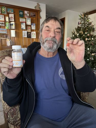 Customer photo review of Eye Vision Gummies