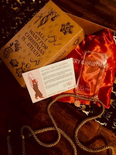 Customer photo review of Dubai Rosé Handykette + Clear Case - Special Edition