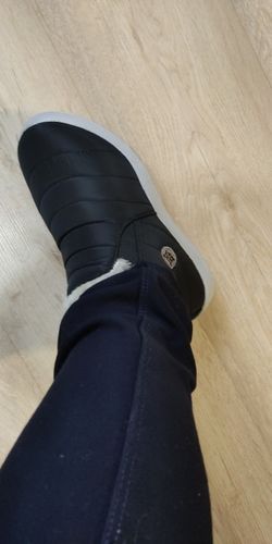 Customer photo review of 🔥On This Week Sale OFF 70%🔥 Women's Waterproof Warm Boots, Comfy Walking Ankle Boots