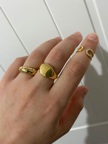 Customer photo review of ROUND SIGNET RING