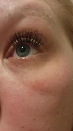 Customer photo review of And so it begins - Starter Set (mit schwarzem Wimpernkleber)