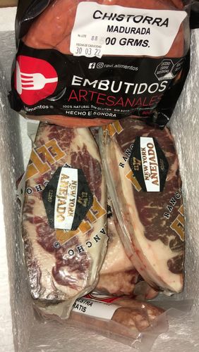 Reseña con foto de un cliente sobre New York Steak Dry Aged