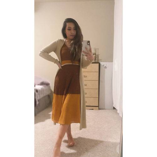 Customer photo review of Sleeveless V-Neck Knitted Dress