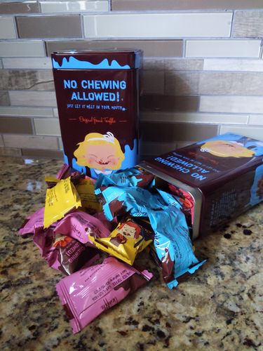 Customer photo review of Assorted Flavors Tin