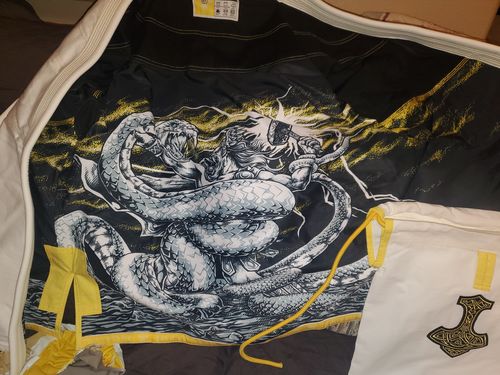 Customer photo review of Thor - White