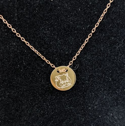 Customer photo review of Rosé Gold Dipped Lineart Love Halskette