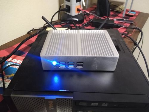 Customer photo review of DIGITBLUE® Fanless Mini PC | Windows 10 Mini Desktop Computer | Intel Core i7 7200U i3 7100U 6100U i5 | 4K HTPC Nettop PC | HDMI VGA WiFi