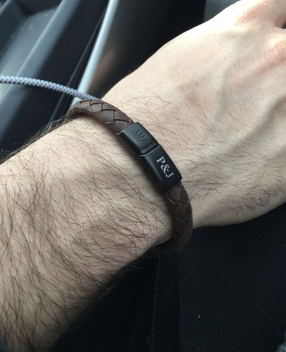 Customer photo review of 8mm Flat Italian Leather Engravable Bracelet
