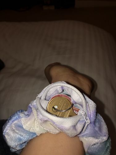 Customer photo review of Stashy Scrunchie