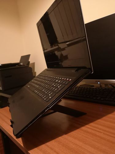 Customer photo review of Nexstand K7 Portable Laptop Riser