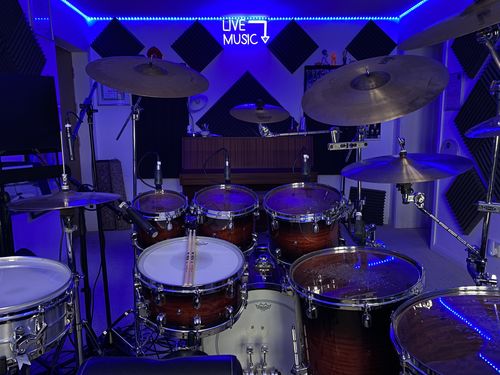 Customer photo review of 'Live Music' LED Neon Sign