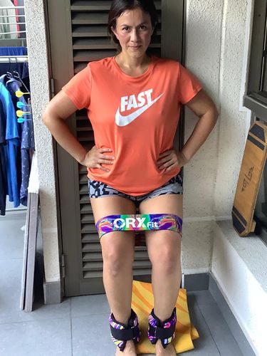 Customer photo review of Tobilleras Patadas de Glúteos Psicodelic