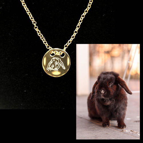 Customer photo review of Gold Dipped Lineart Love Halskette