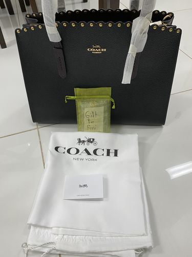Customer photo review of COACH Charlie Scalloped Leather Carryall (Black Multi Color/Gold)