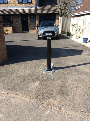 Customer photo review of LA-R14 Lift Assist Telescopic Bollard