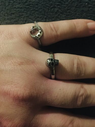 Customer photo review of Stainless Steel Skull Head Band Ring
