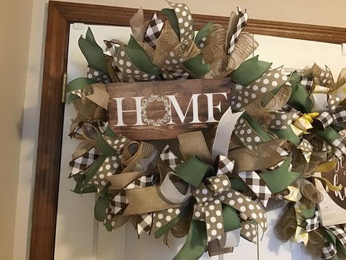 Customer photo review of Home DecoMesh Wreath Kit