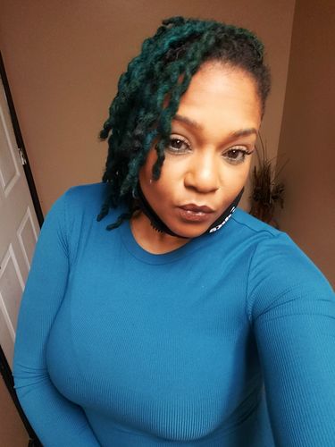 Customer photo review of Respected Roots Hair Moisturizer