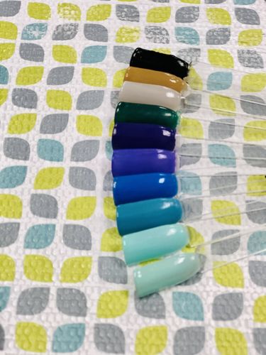 Customer photo review of Dip Powder Nail Kit G649 (6X0.6oz) Blue/Green/Purple Colors