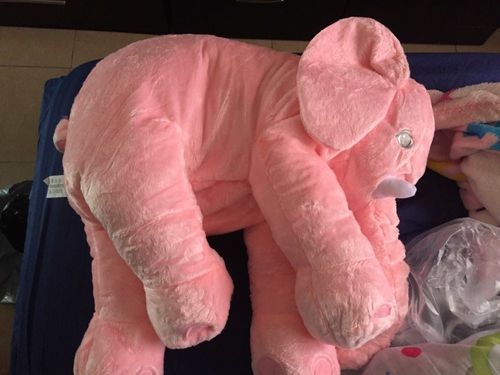 Customer photo review of Peluche Éléphant Rose