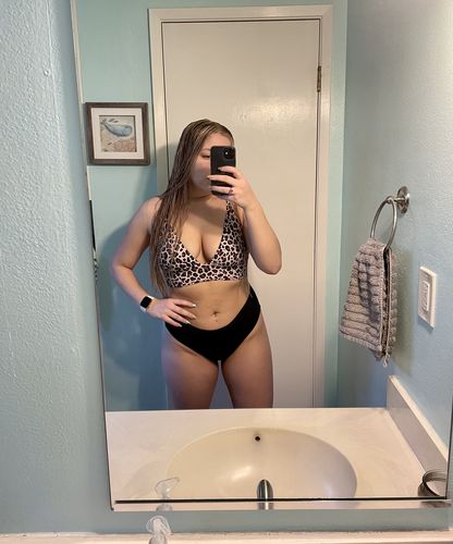 Customer photo review of 'Uplift' Plunging Bikini Top