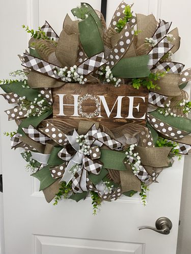 Customer photo review of Home DecoMesh Wreath Kit