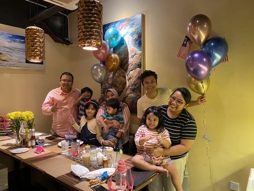 Customer photo review of Your Choice of Helium-Filled Chrome Colored Balloons