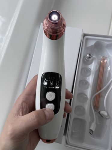 Customer photo review of Solvani Visible Pore Vacuum