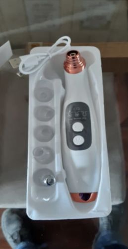 Customer photo review of Solvani Visible Pore Vacuum