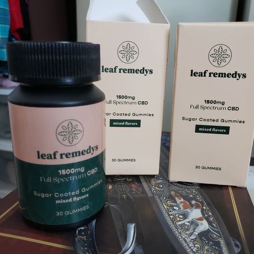 Customer photo review of 1500mg CBD Gummies mixed flavors