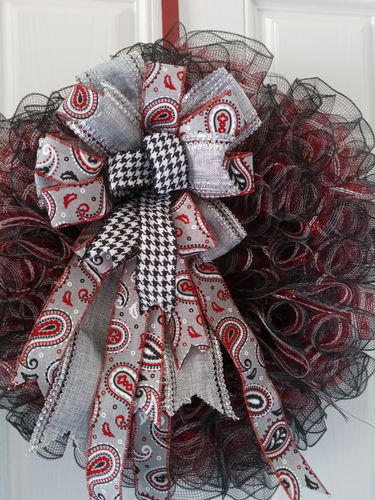 Customer photo review of 1.5"X10Yd Paisley On Royal Lt Grey/Wht/Red/Blk RGC138110