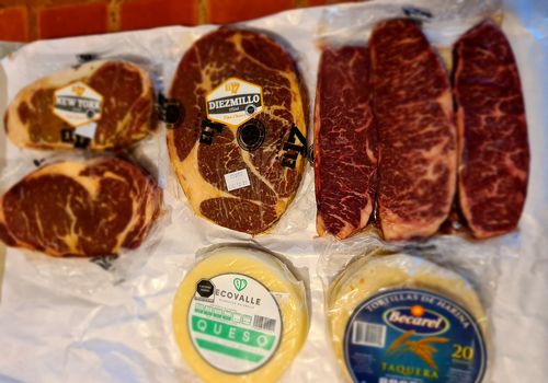 Reseña con foto de un cliente sobre Kit Carne Asada