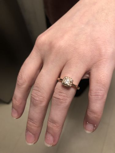 Customer photo review of 0.50-1.65 CT Ascher & Round Cut Natural Diamonds - Engagement Ring