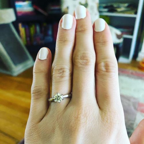 Customer photo review of 0.35-1.50 CT Round Cut Natural Diamonds - Solitaire Rings