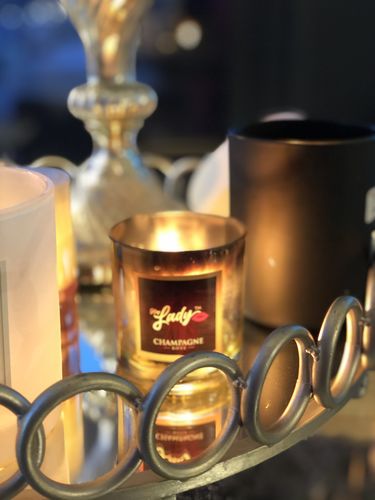 Customer photo review of Hey Lady💋™ Champagne Rose Candle