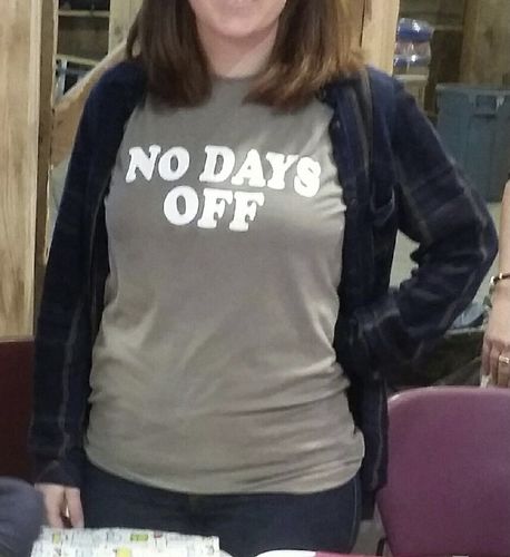 Customer photo review of "No Days Off" Graphic Tee in Warm Gray