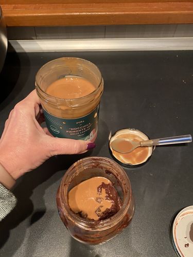 Customer photo review of 2 vasi di Pasta di Nocciole Piemonte IGP 100%