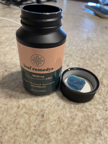 Customer photo review of 1500mg CBD Gummies mixed flavors