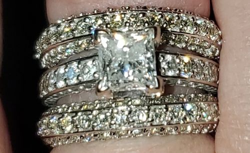 Customer photo review of 1.00 CT Round Cut Natural Diamonds - Wedding Band
