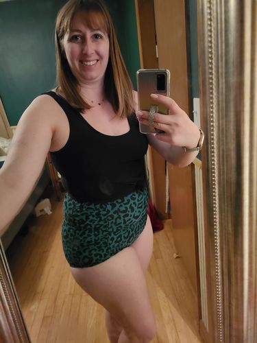 Customer photo review of Sun Baked Bottoms | Green Leopard Print