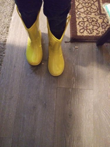 Customer photo review of Pvc Rain Boots W/Loops - 4 Sizes Yellow MD072429